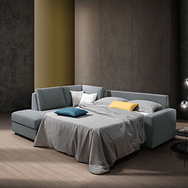 divano modulare con materasso letto e coperte